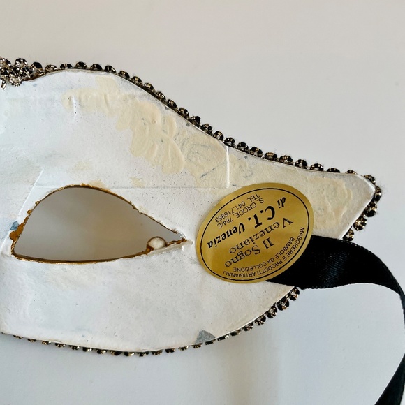 Venetian Red, White, Gold Papier-mâché Carnival Mask Decorative Decor - Picture 5 of 9